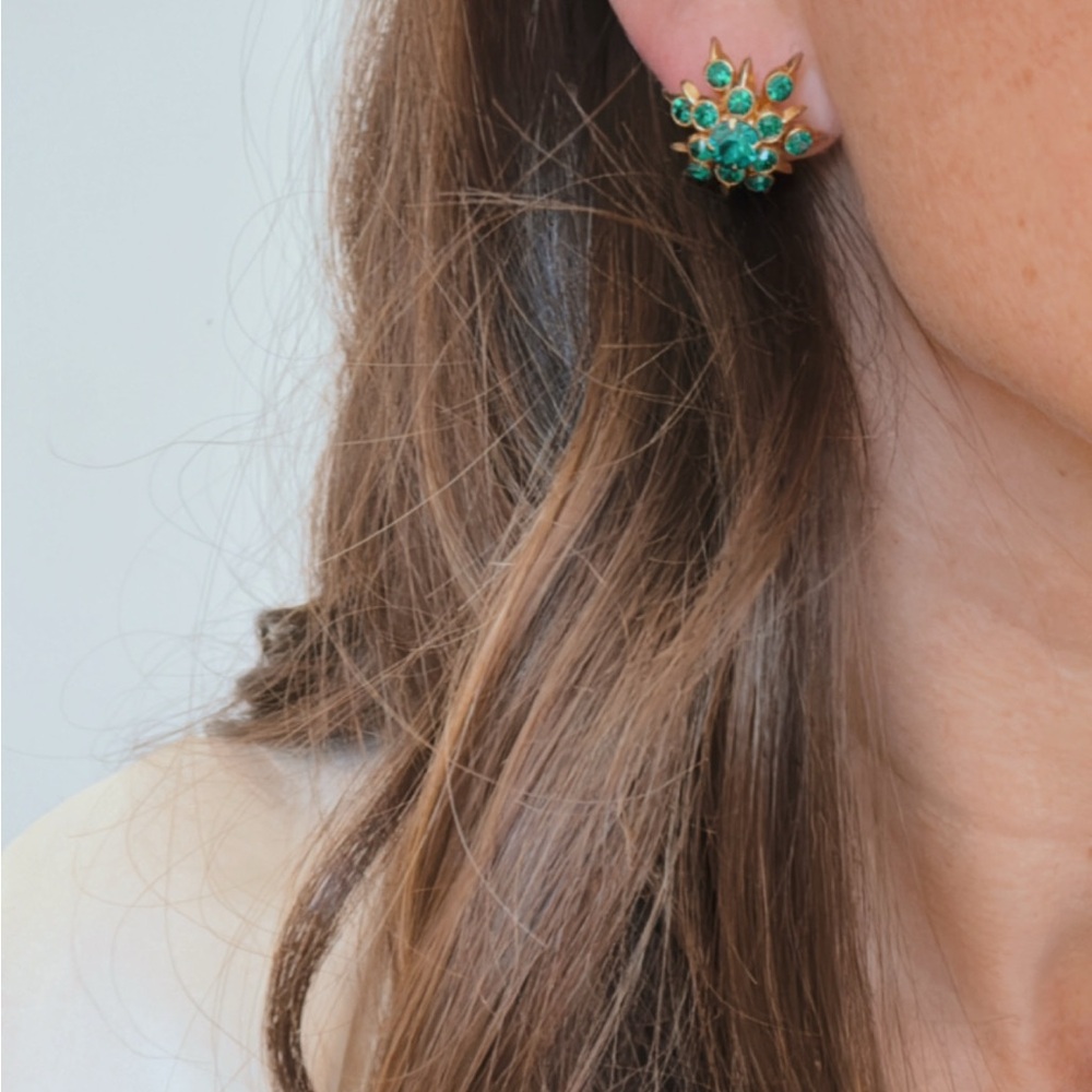 Vintage Green Rhinestone Snowflake Earrings,1960's Vintage Clip on Earrings